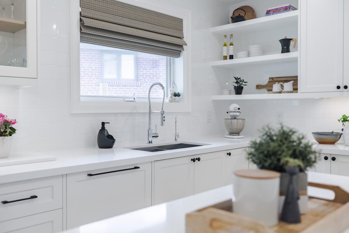 Modern open-concept kitchen remodel in Toronto